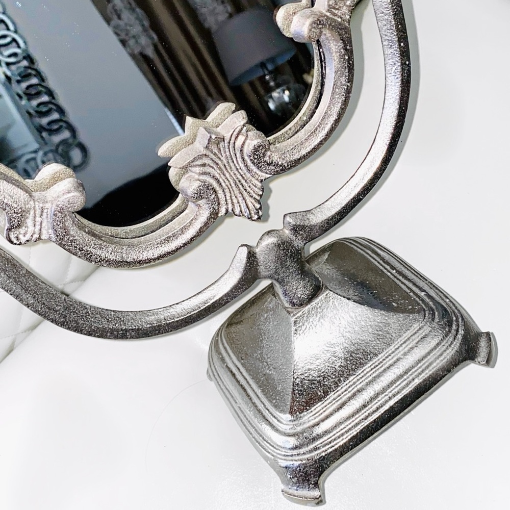 Vanity Mirror - Picture 3 of 4